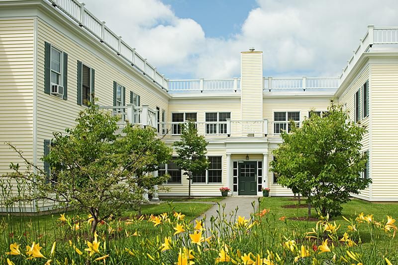 Harbor Hill Center 1