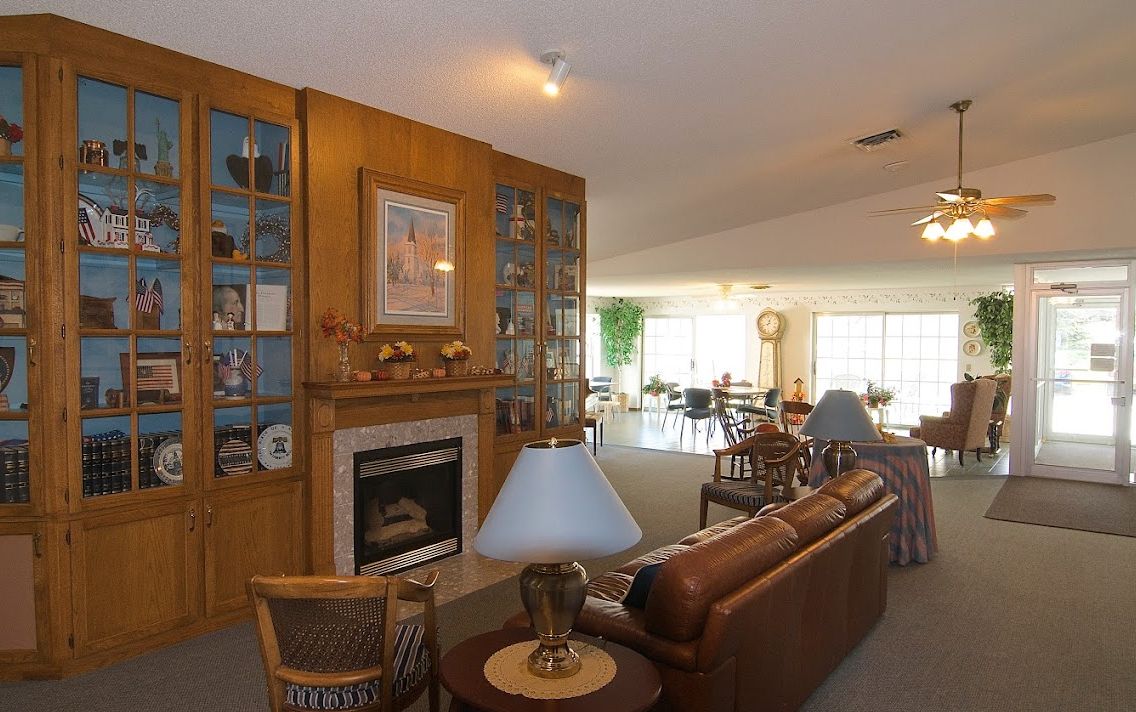 The Lodge Of Howard Lake 2