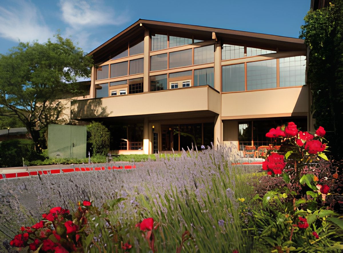 Oakmont Gardens 1