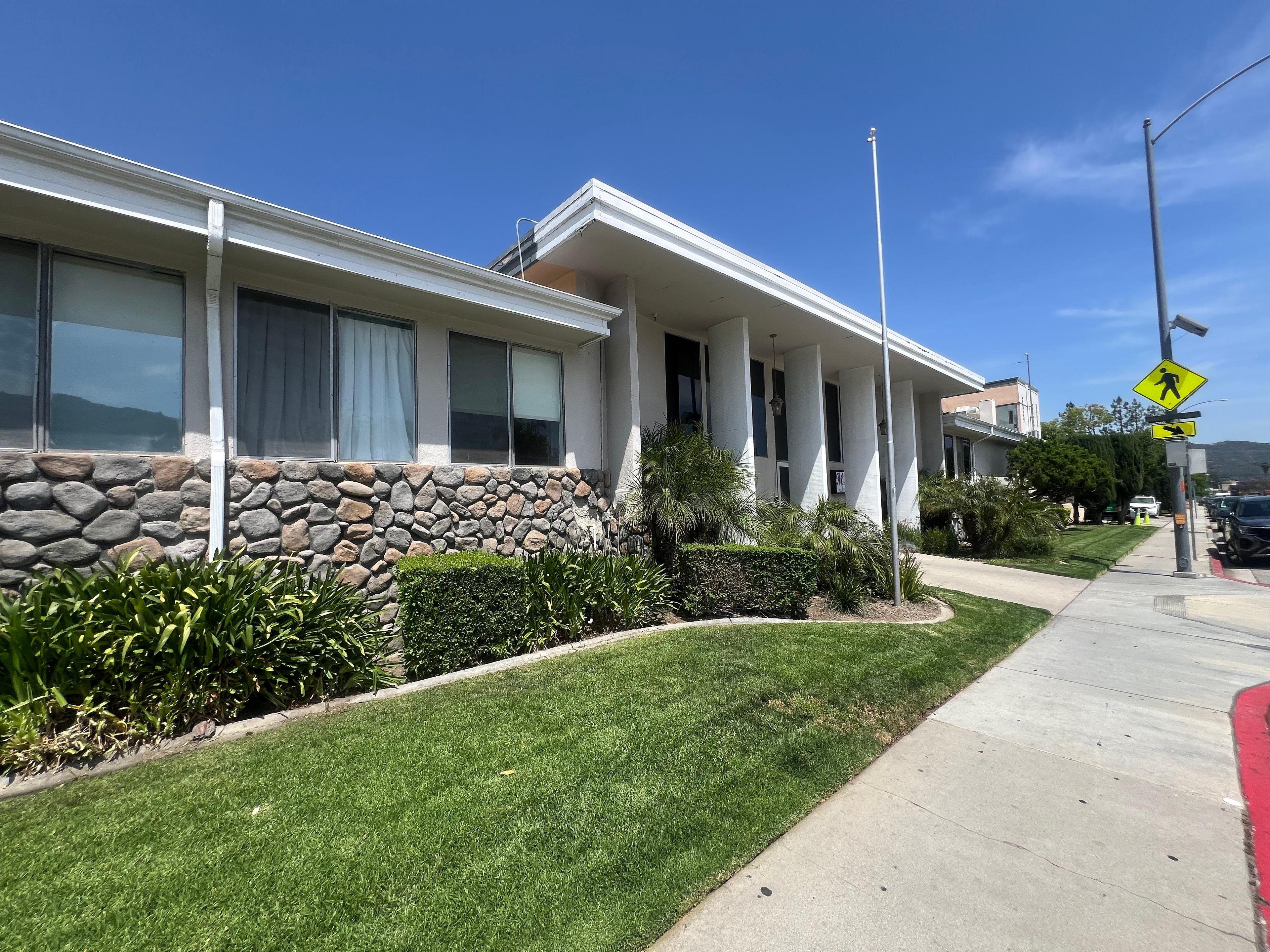 Verdugo Valley Skilled Nursing & Wellness Center 1