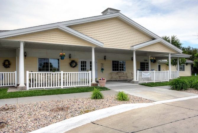 Cottonwood Senior Living 4