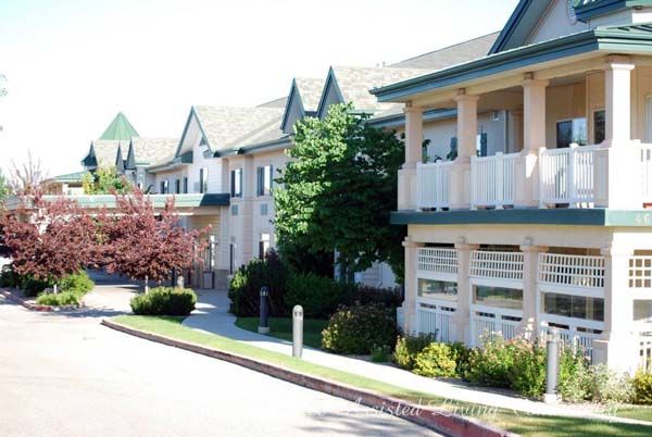PeachTree Place 4