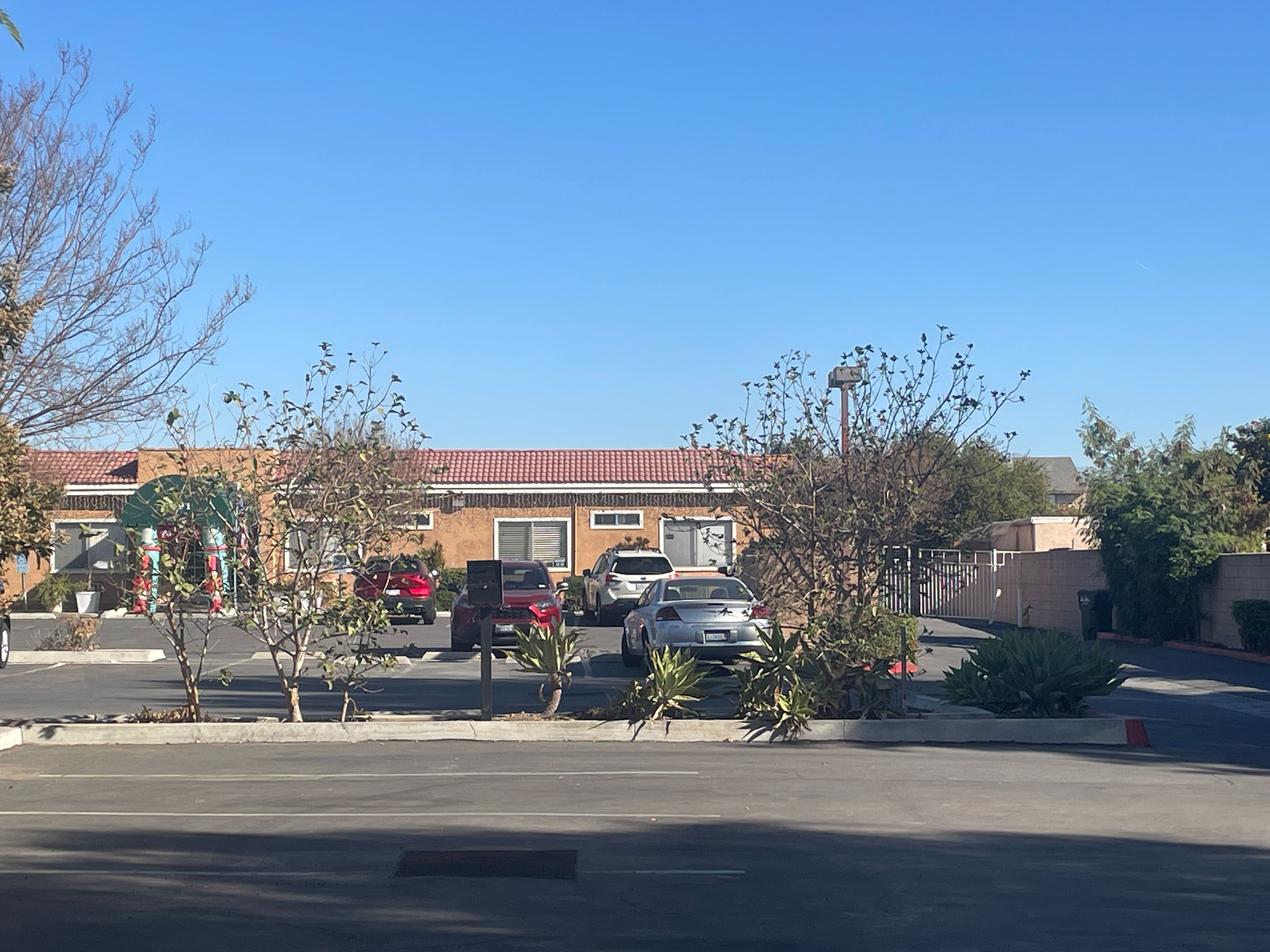 CalOaks Senior Living 4