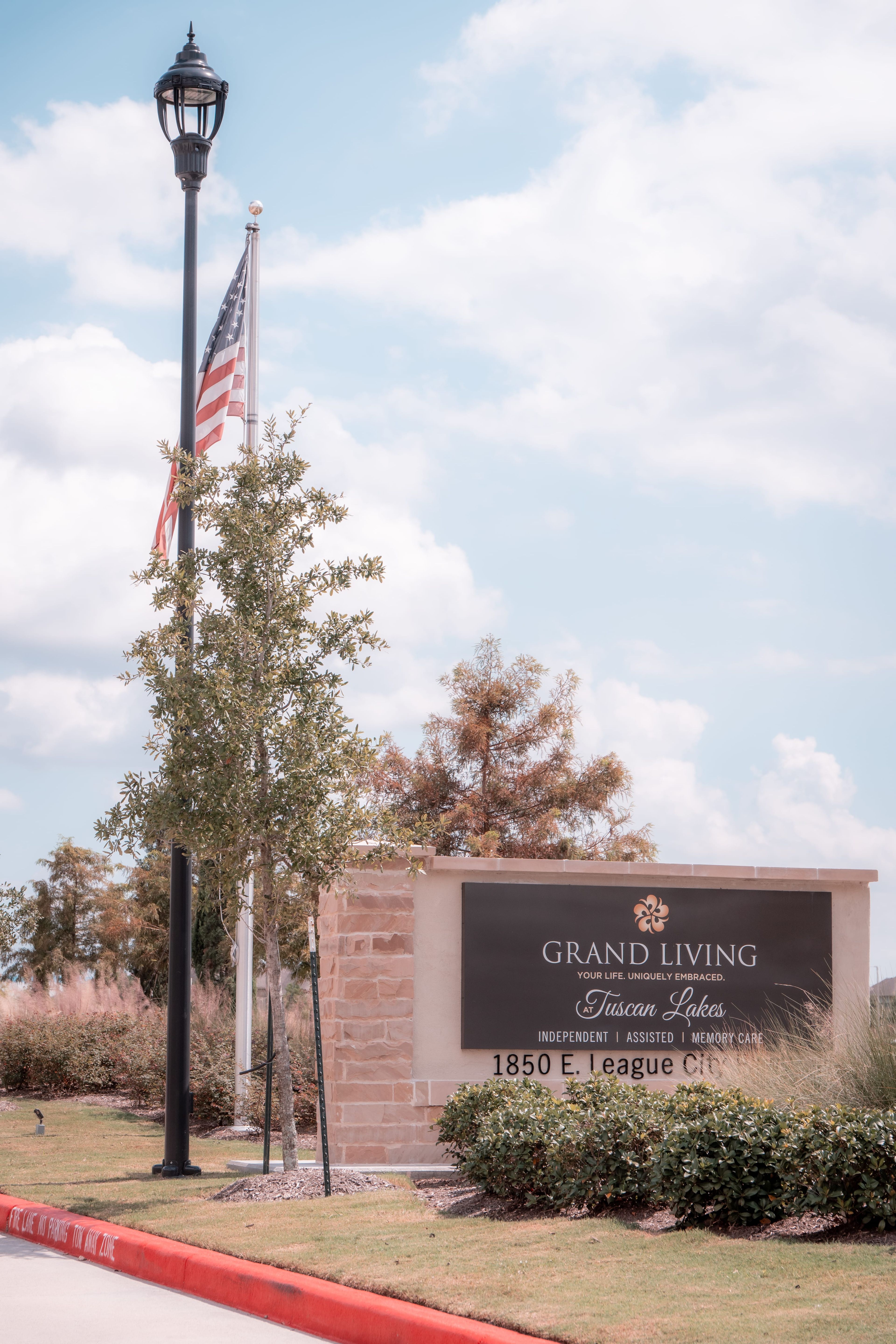 Grand Living at Tuscan Lakes 3