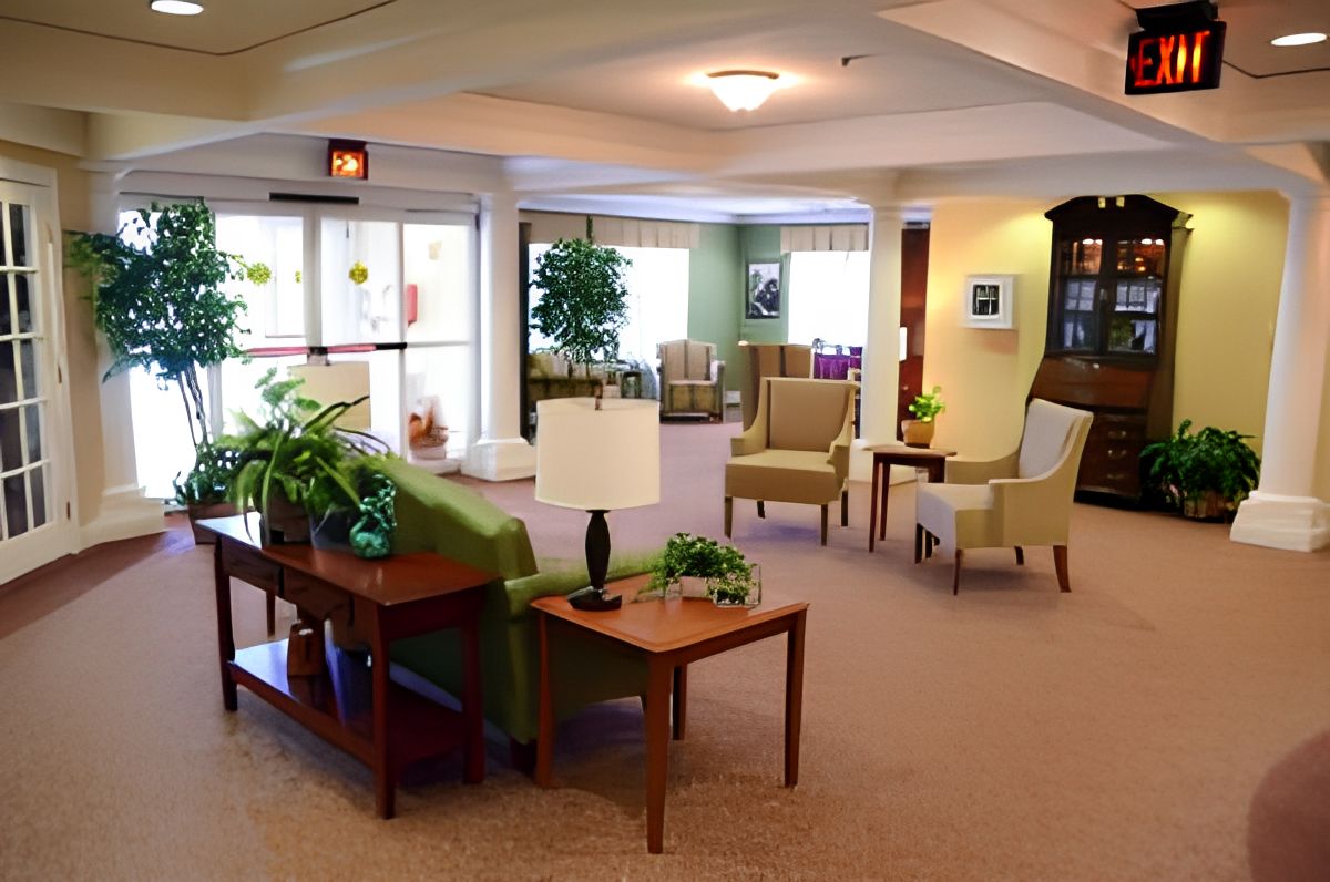 Charter Senior Living Of Northpark Place 4