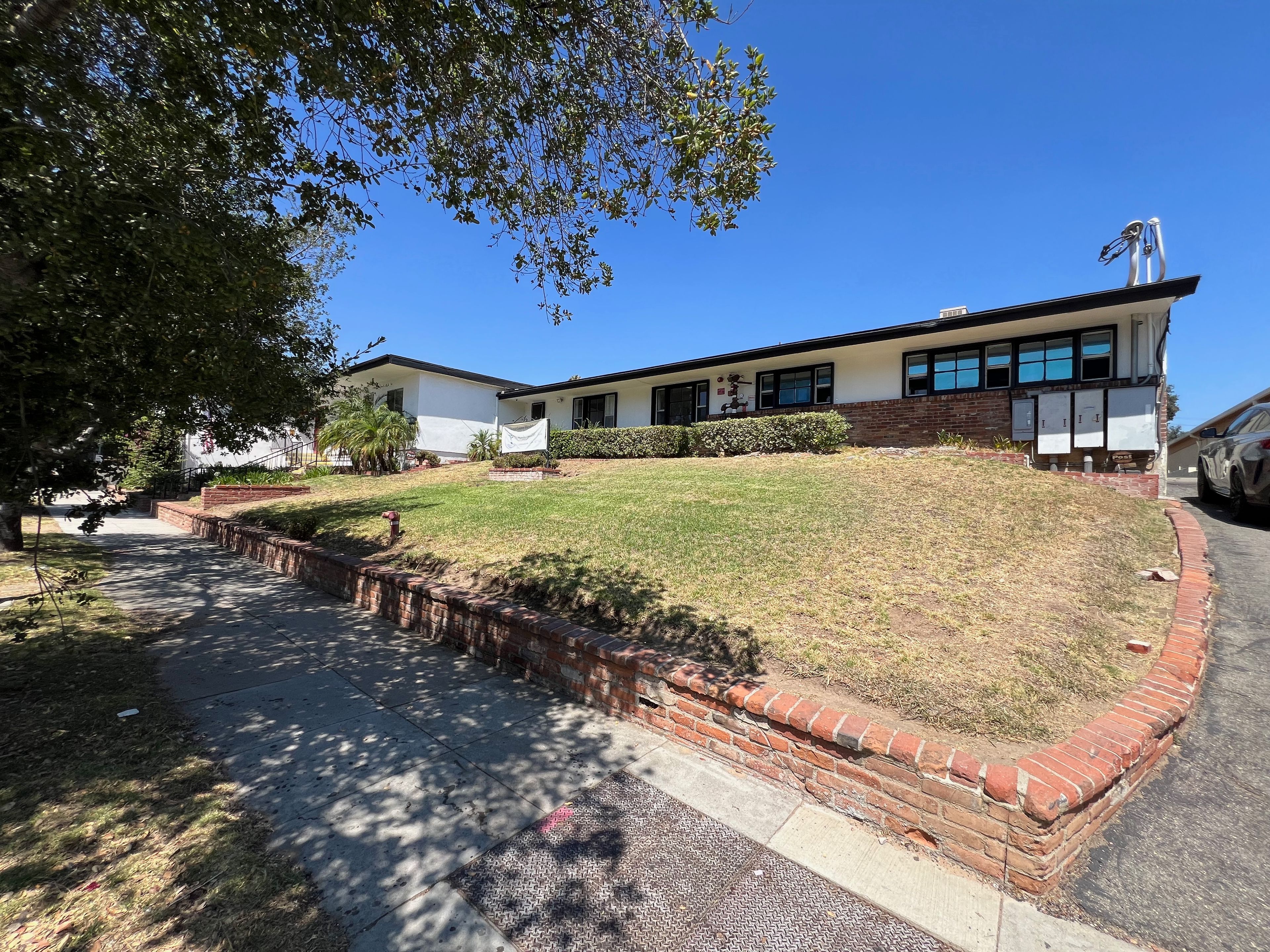 Pasadena Grove Health Center 3