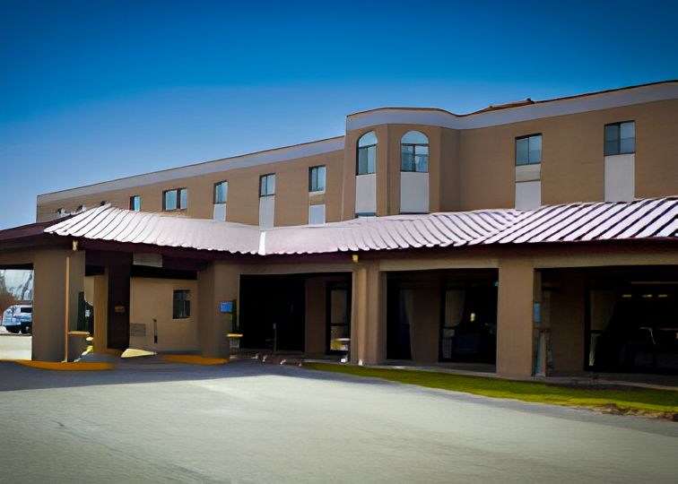 The Residence at Arrowood 1