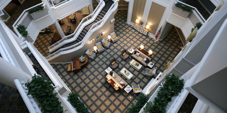 Courtyard At Seasons 3