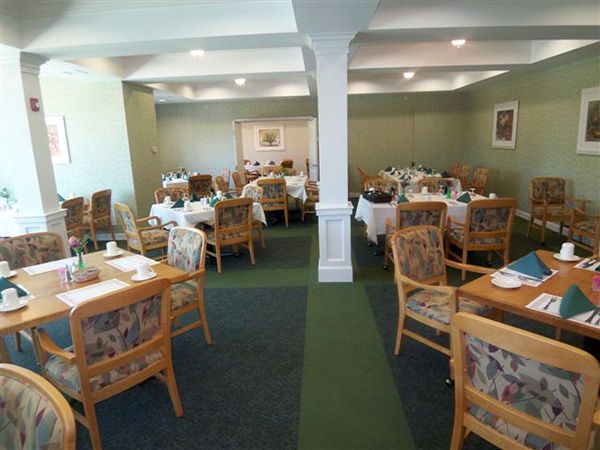 Emerald Village Senior Living 4