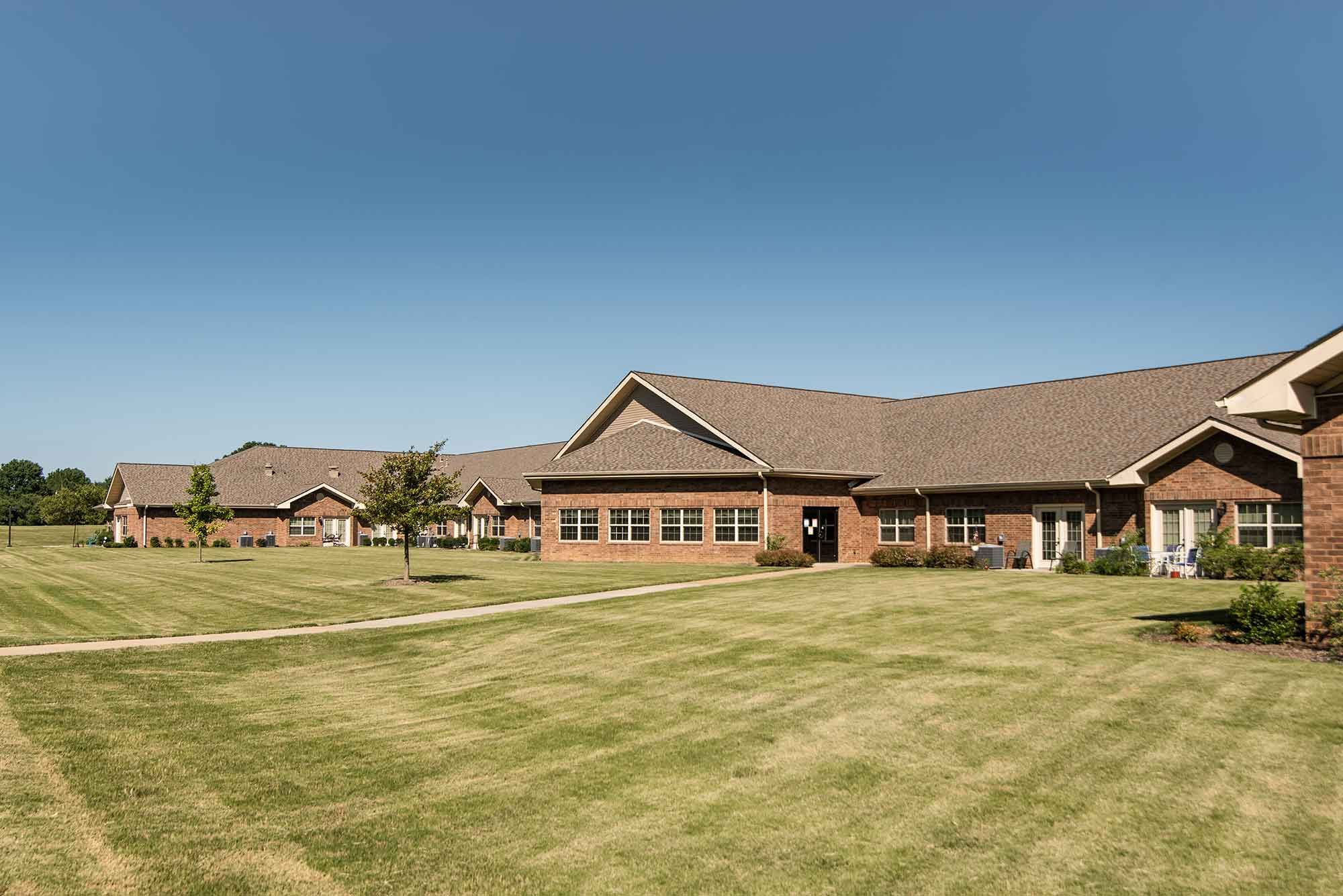 Hearthside Senior Living Of Bartlett 3