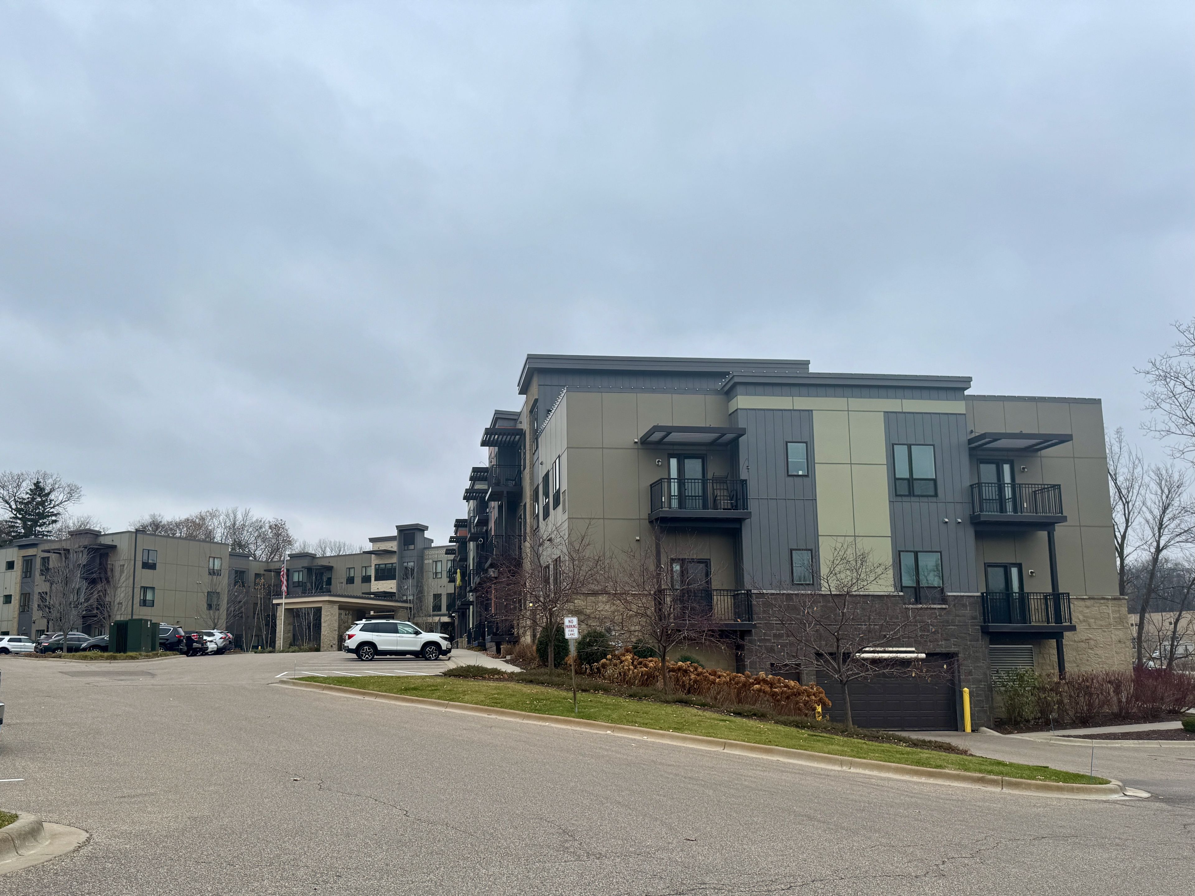 The Pillars Of Shorewood 4