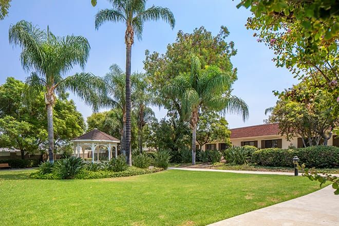 Brookdale Corona 3