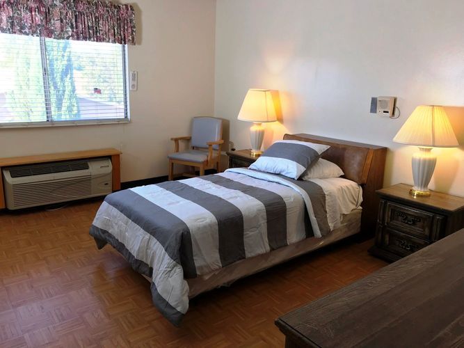Antelope Valley Retirement Villa 4