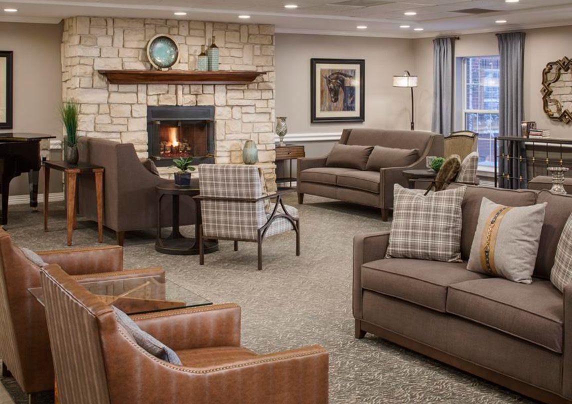 Belmont Village Senior Living Glenview 3