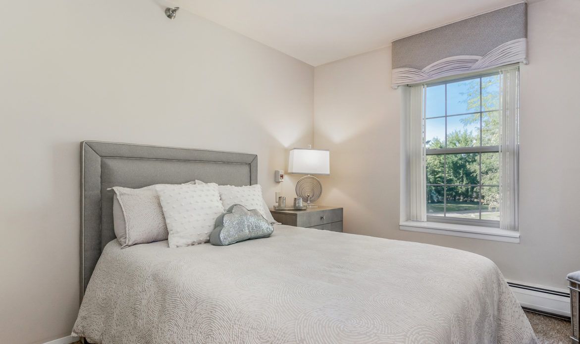 Oakmont Livonia 1