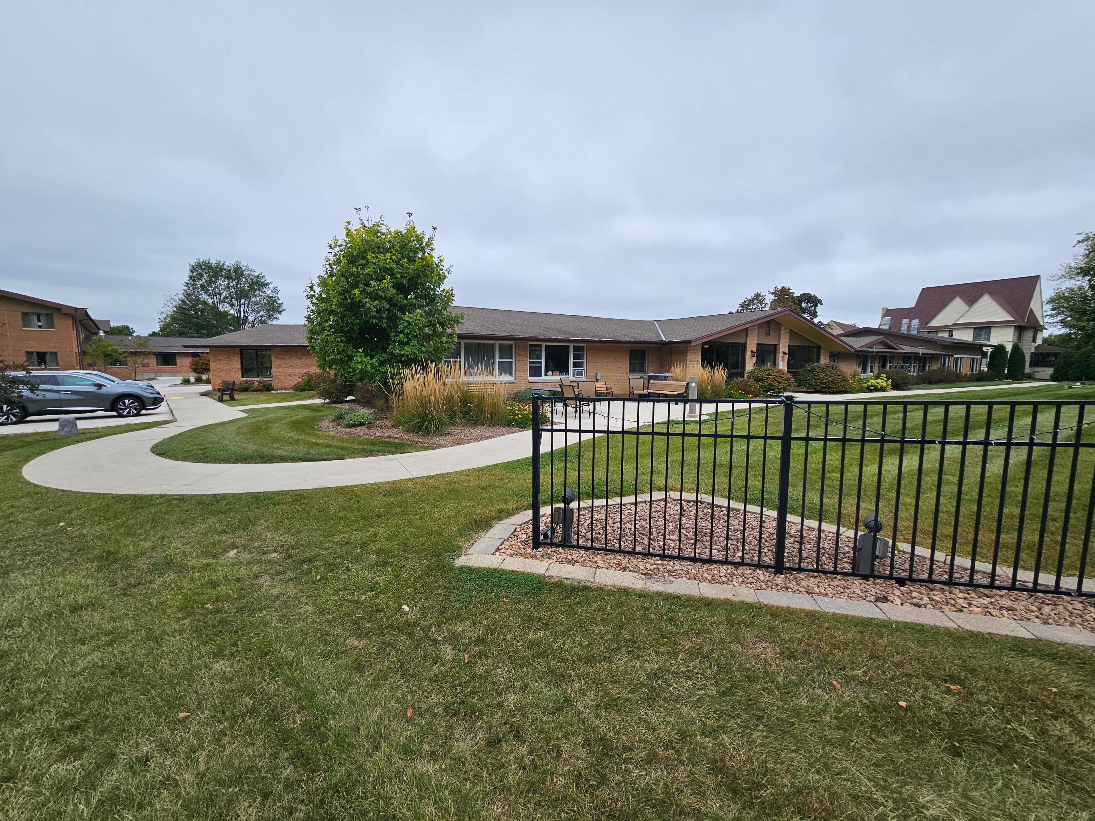 Giddings Avenue Campus 3