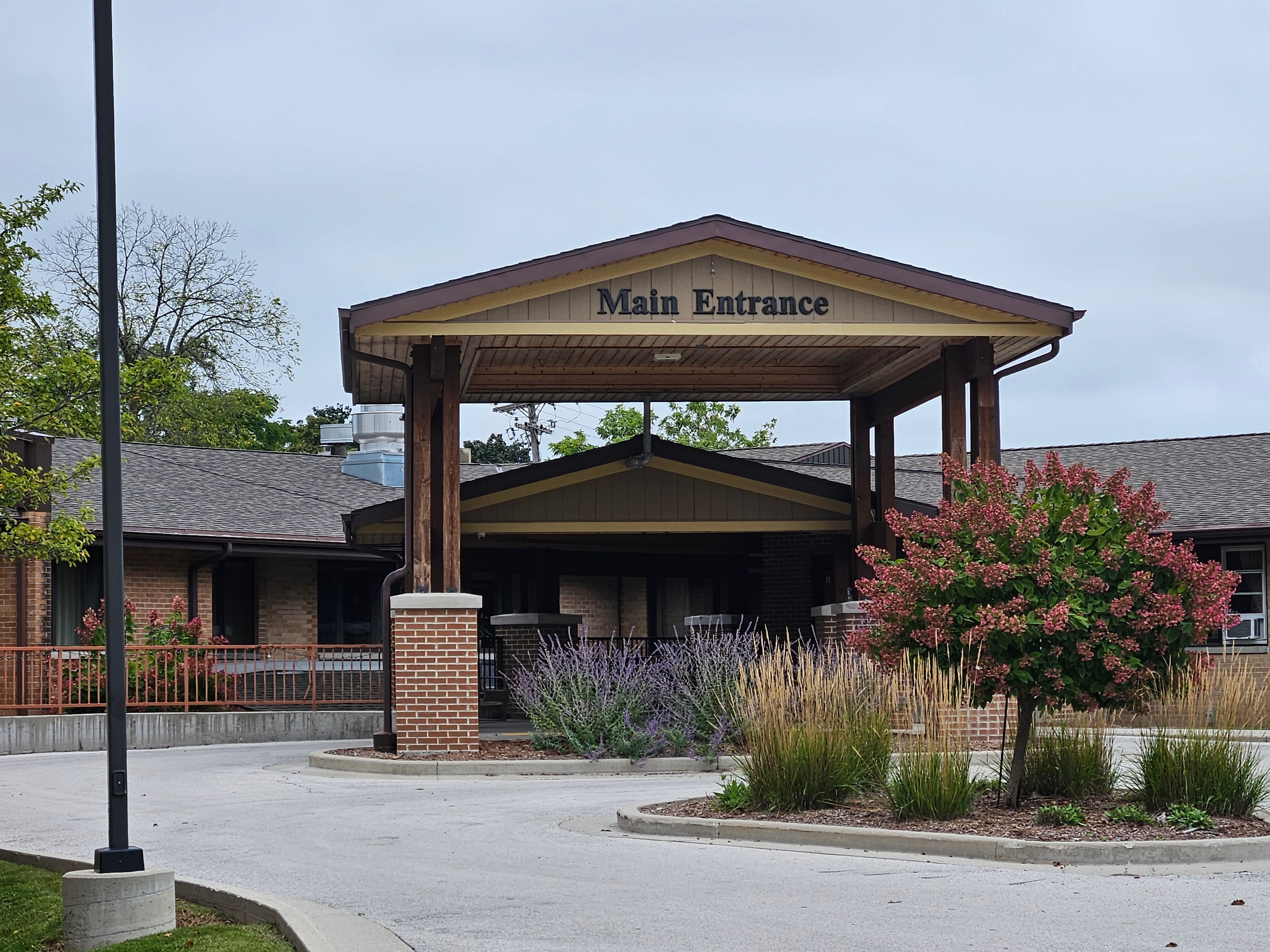 Giddings Avenue Campus 2