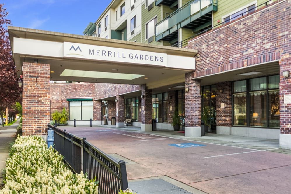 Merrill Gardens At Renton Centre 1
