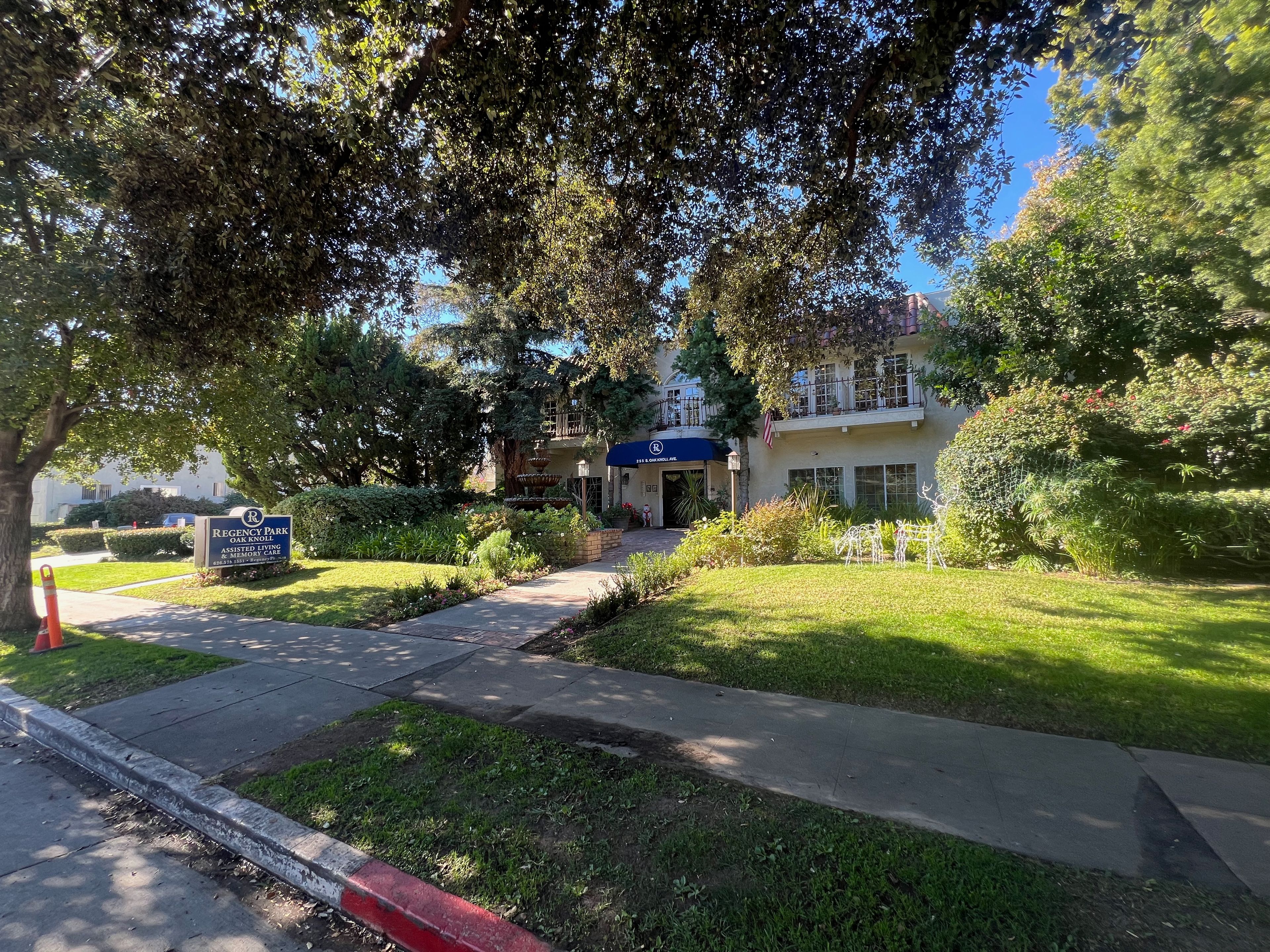 Regency Park Oak Knoll 4