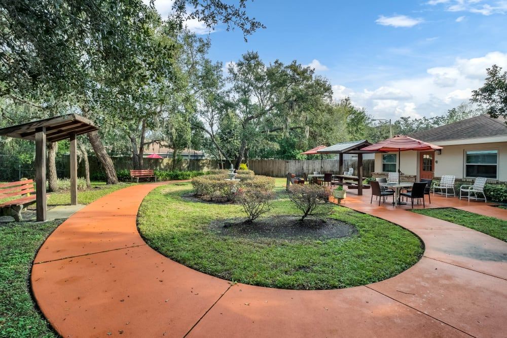 Forest Oaks Of Spring Hill 4