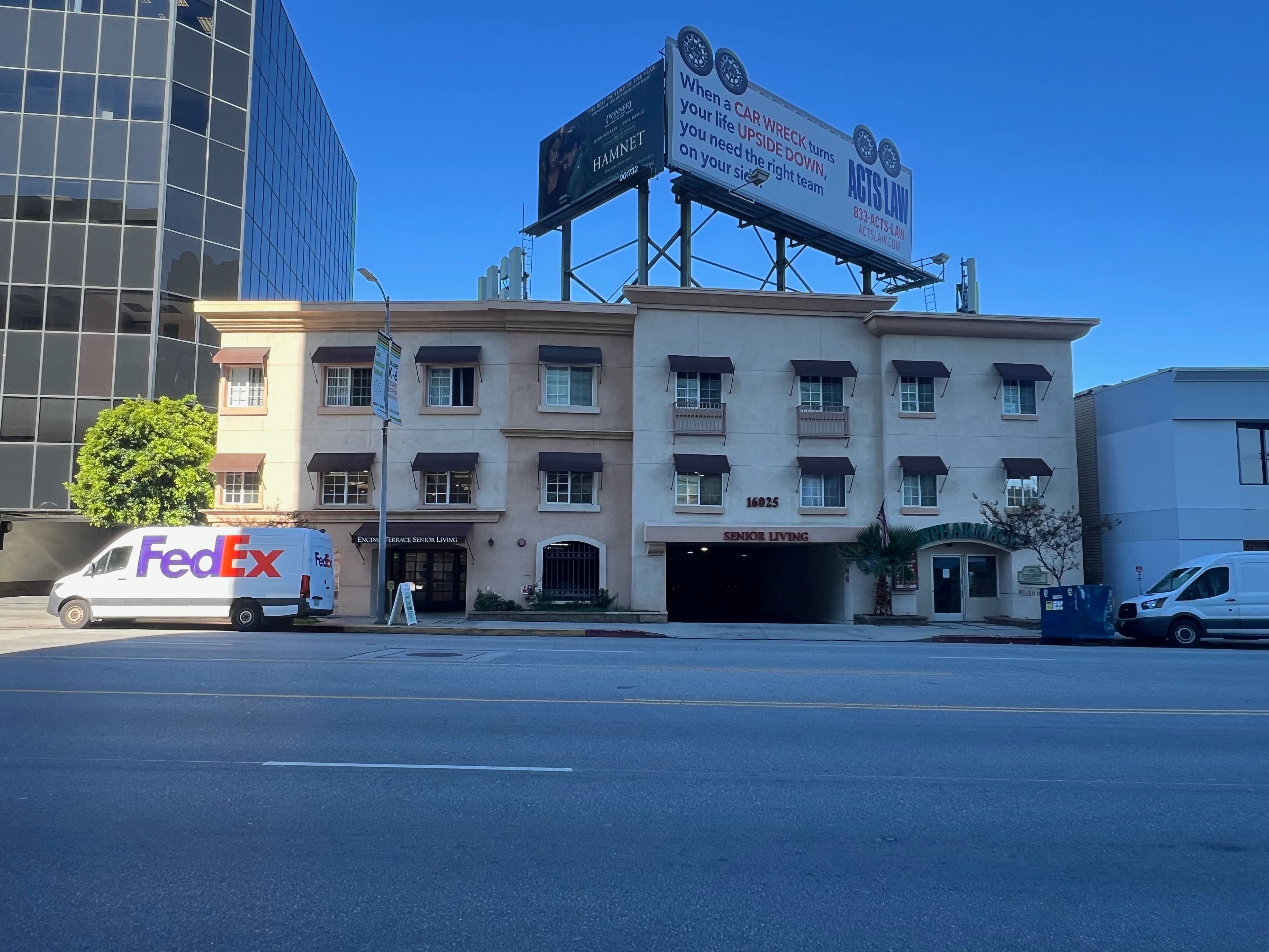 Encino Terrace Senior Living 3