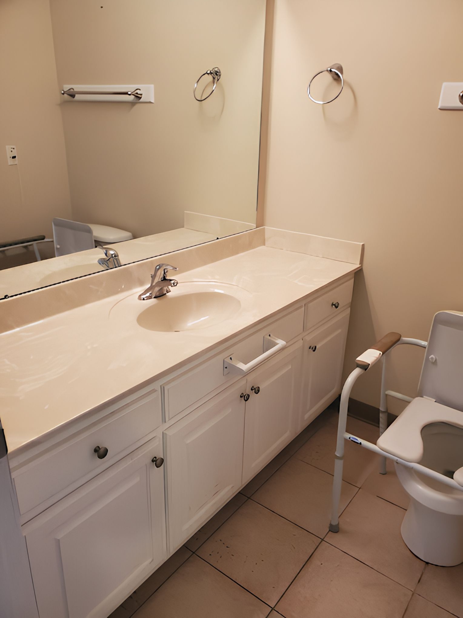 Emerald River Senior Living 3