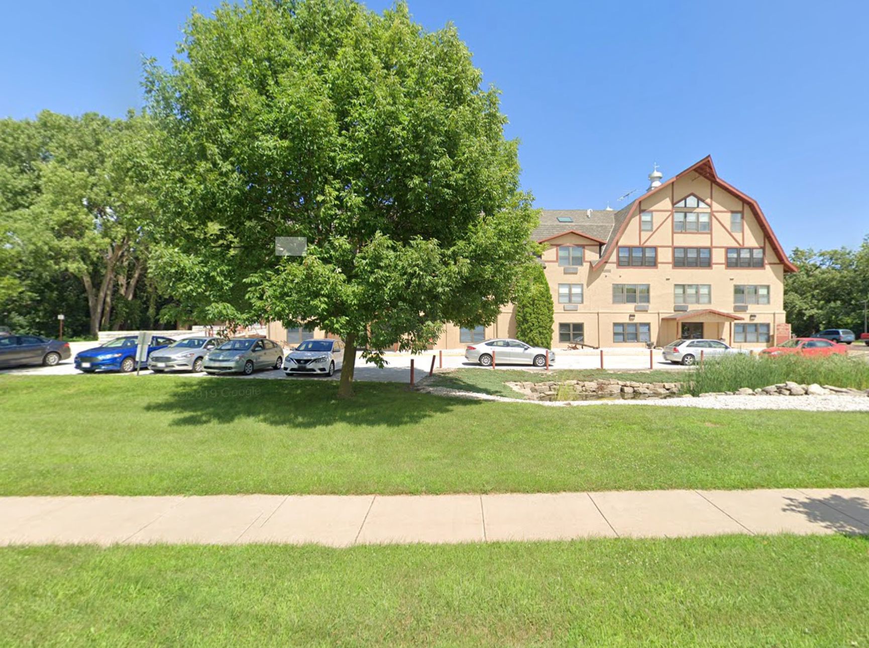 Arborview Manor 1