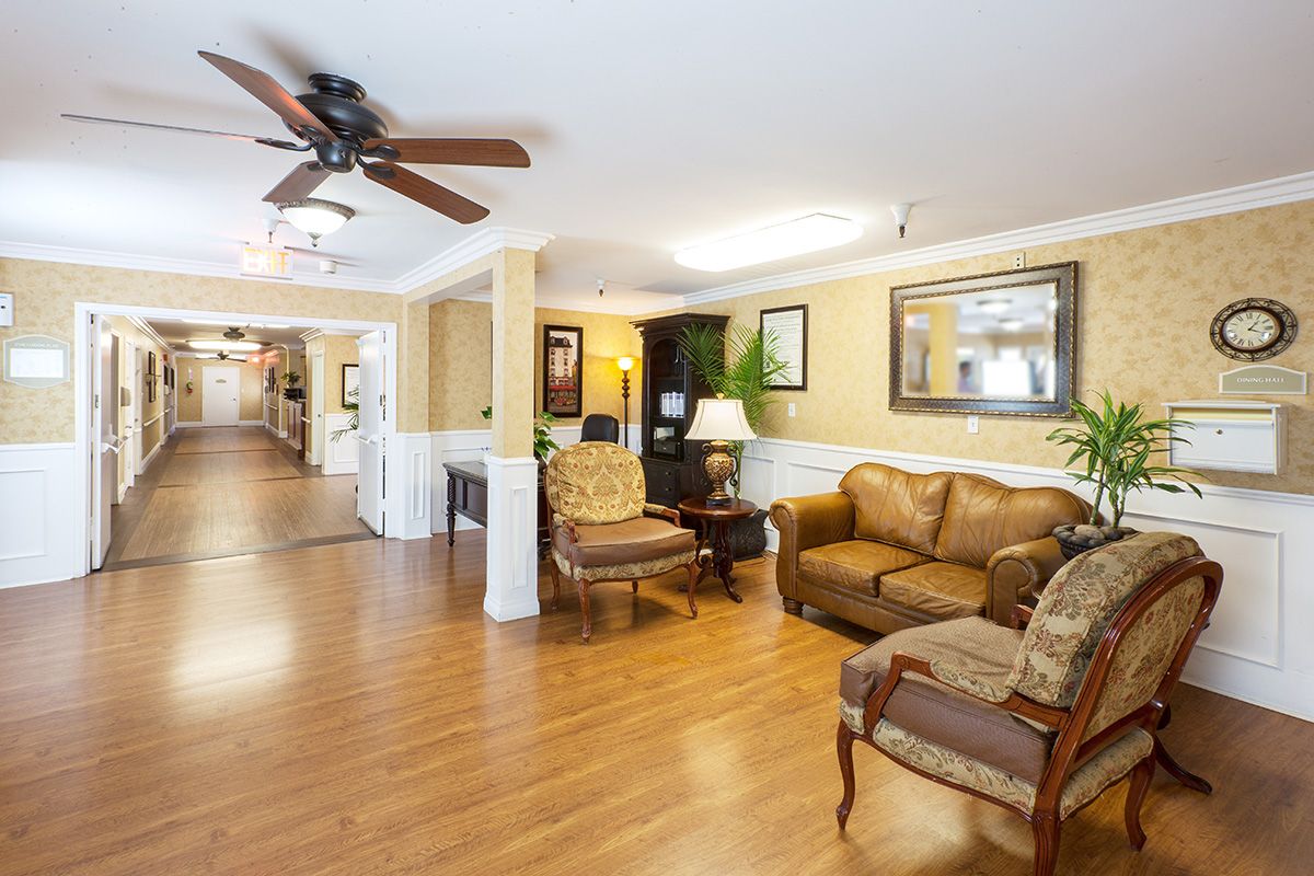 La Mesa Healthcare Center 2