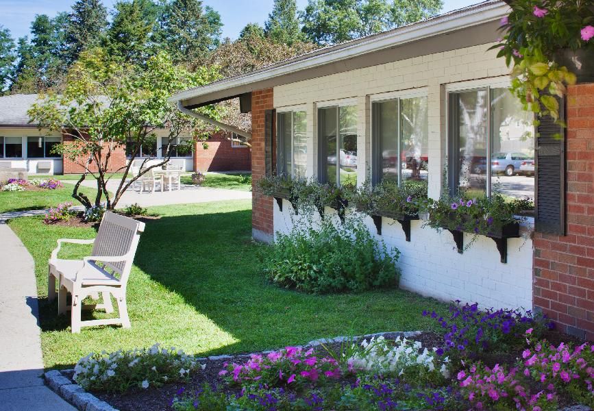 Complete Care at Fox Hill 3