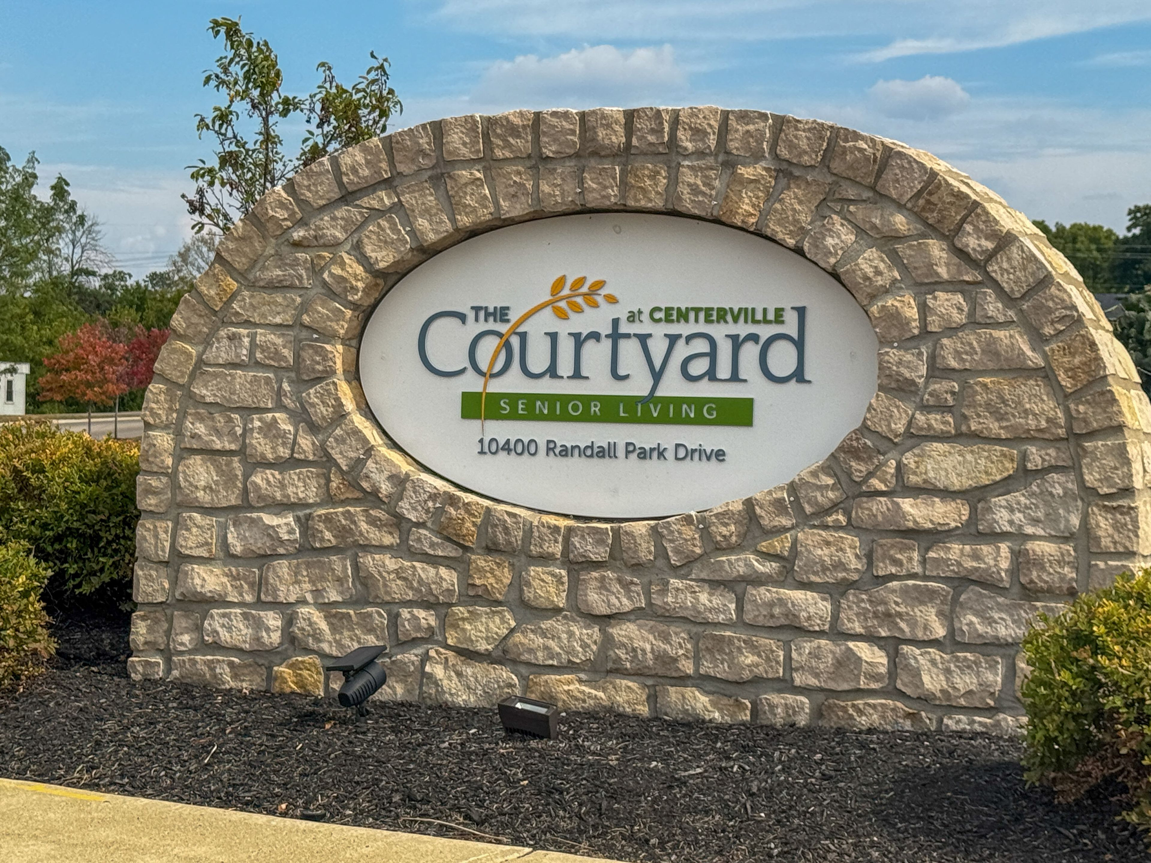 Courtyard At Seasons 4