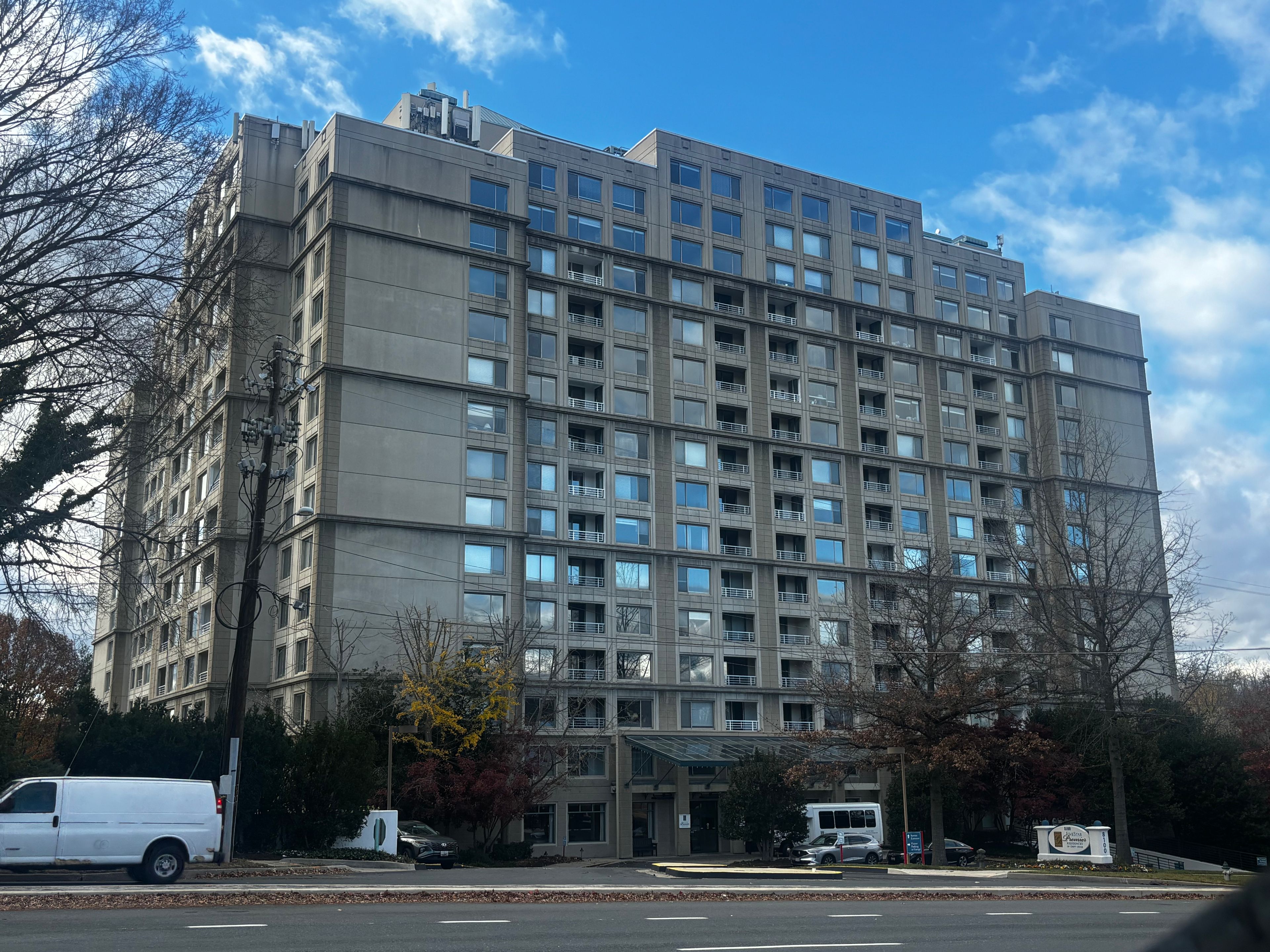 Five Star Premier Residences of Chevy Chase 3