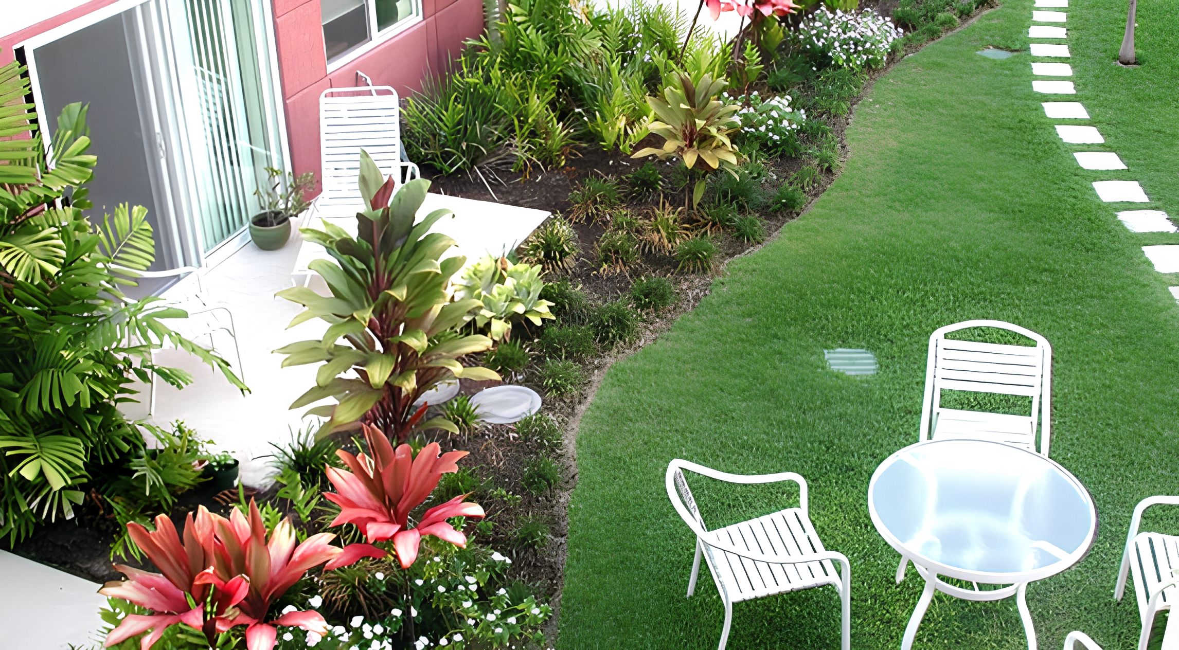 The Plaza At Moanalua 4