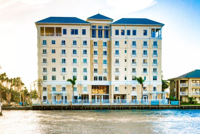 The Meridian at Waterways 1