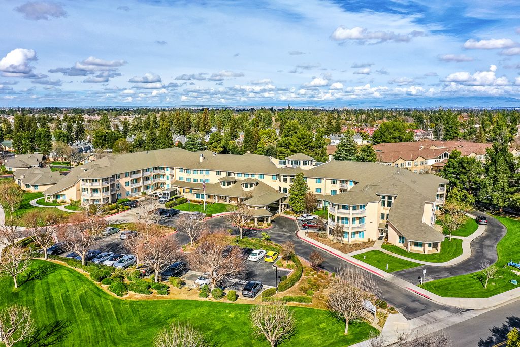 Solstice Senior Living at Bakersfield 1