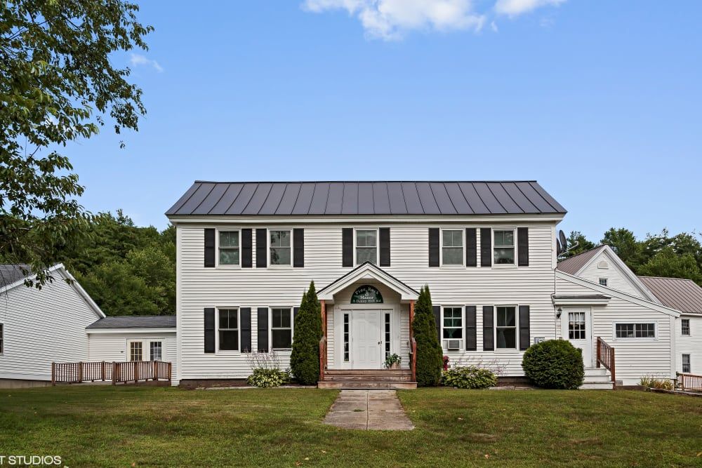 Pine Rock Manor 3