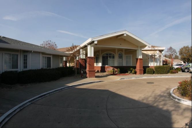 Gramercy Court Skilled Nursing & Rehabilitation Center 1