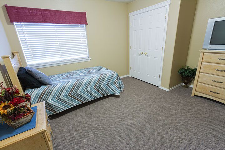 Ashley Manor Cedar 2