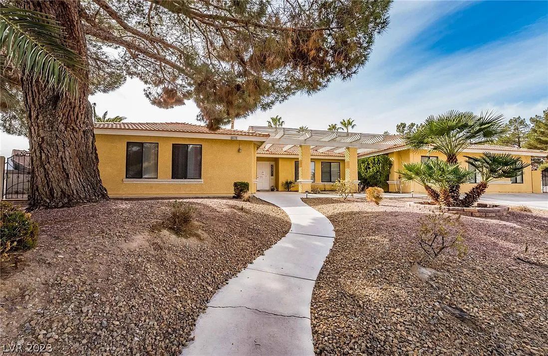 Las Vegas Chateau For Seniors 1