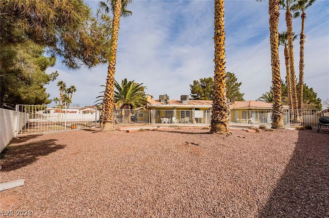 Las Vegas Chateau For Seniors 2