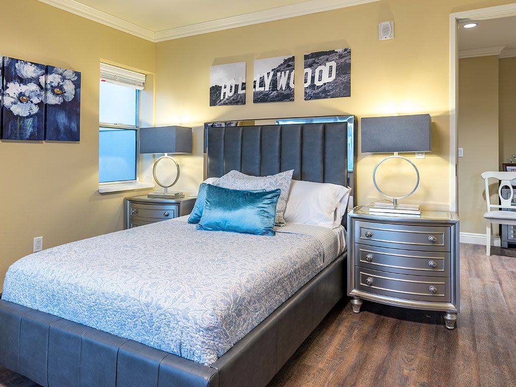 Hollywood Hills Senior Living 2