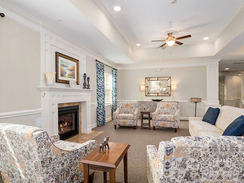 Lakeside Place Senior Living 3