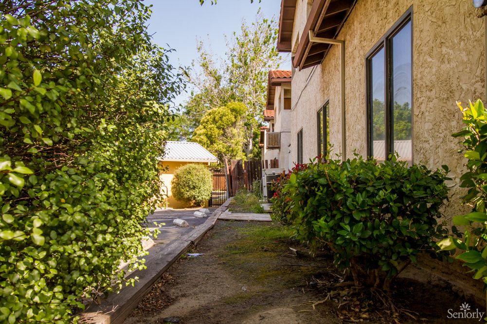 Hillcrest Memory Care Living 2