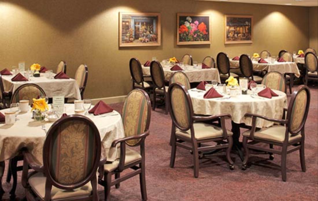 Heathwood Assisted Living At Williamsville 2