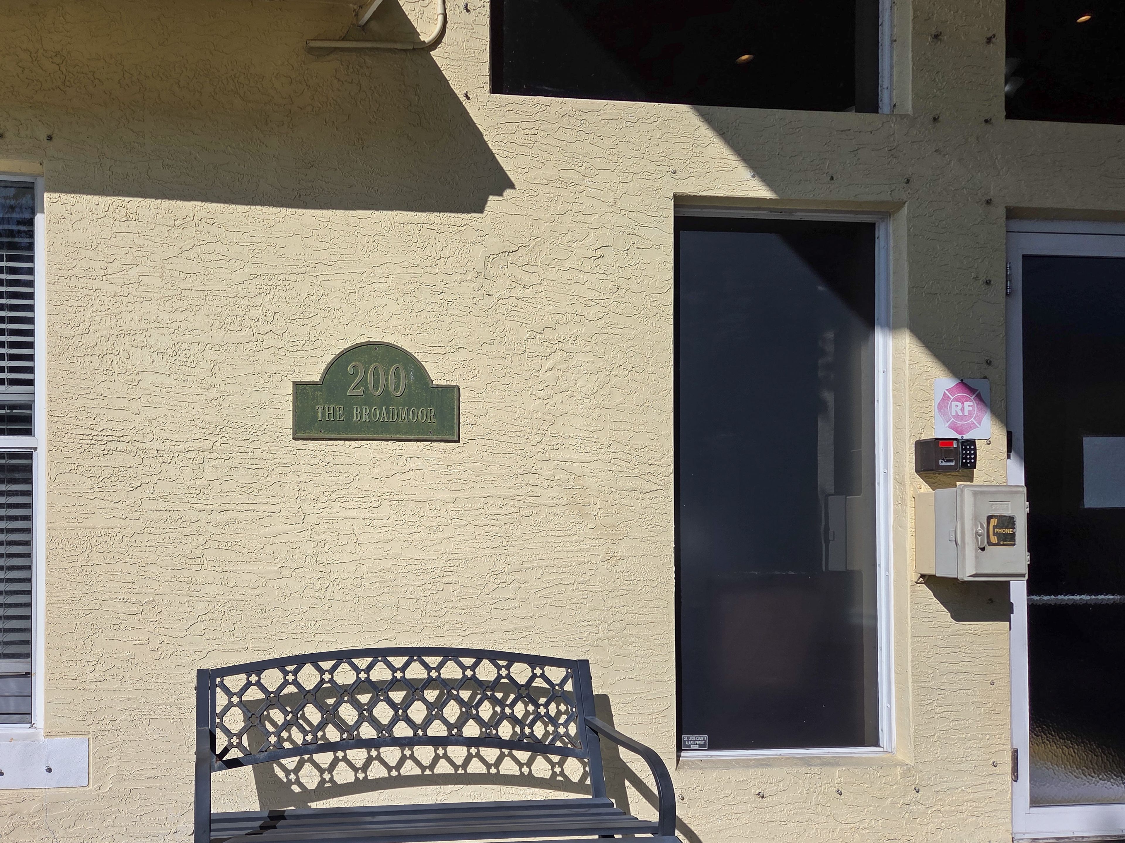 Broadmoor Assisted Living 4