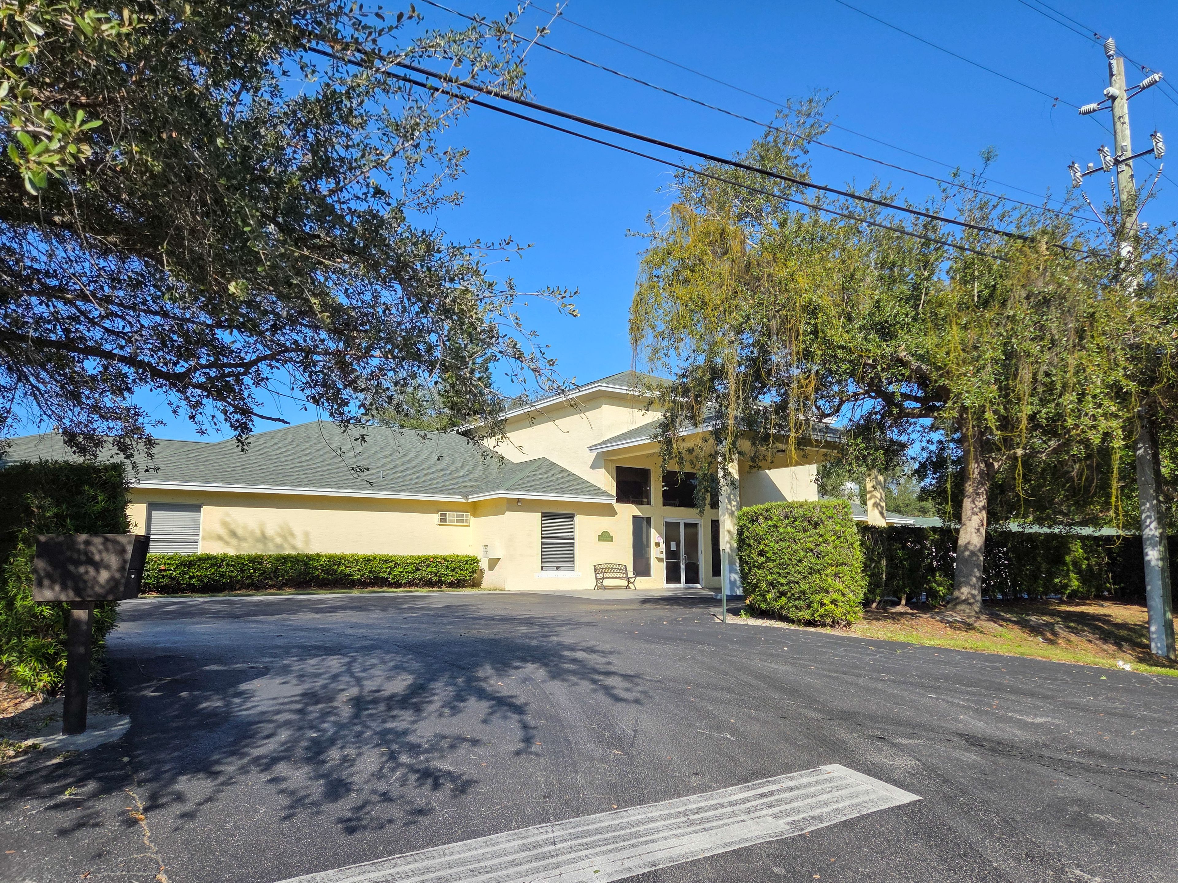 Broadmoor Assisted Living 4