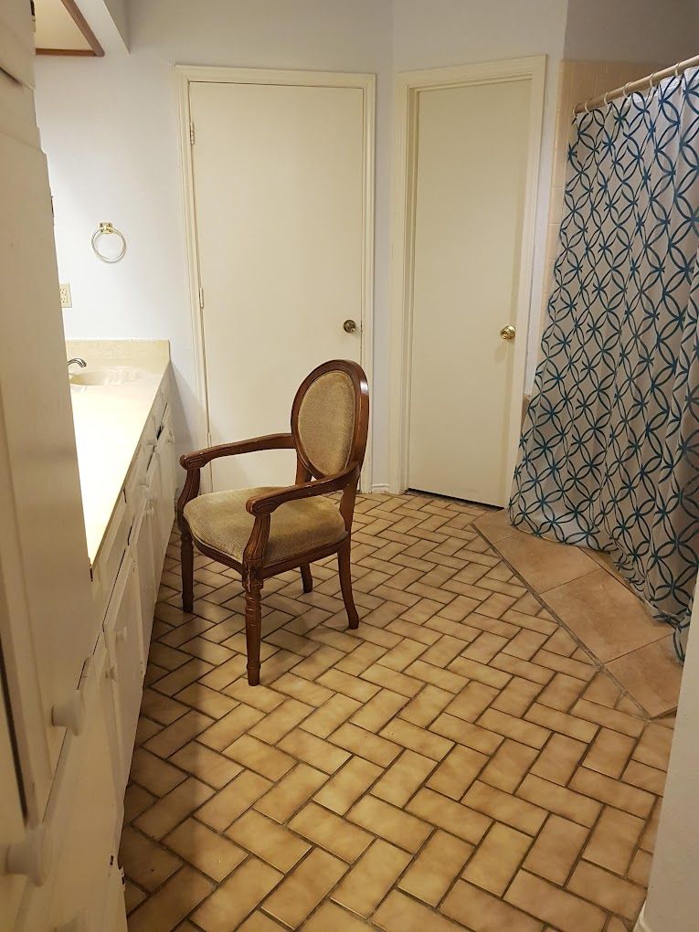 Shady Hollow Assisted Living 4