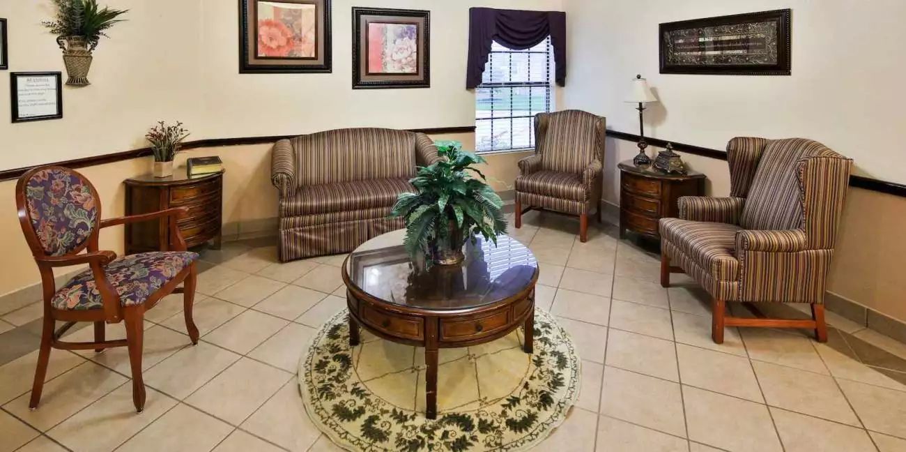 Windsor Nursing and Rehabilitation Center of Duval 4