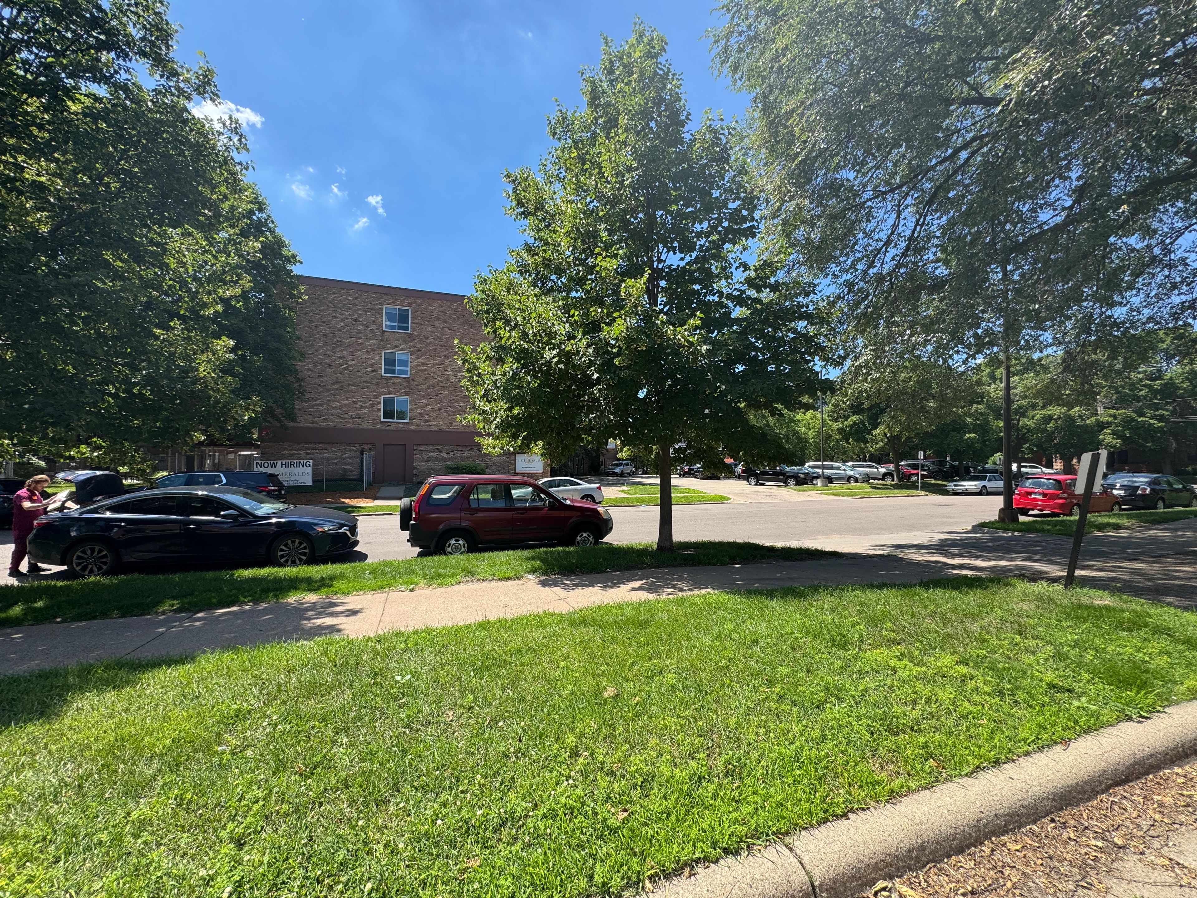 The Emeralds At St Paul 4