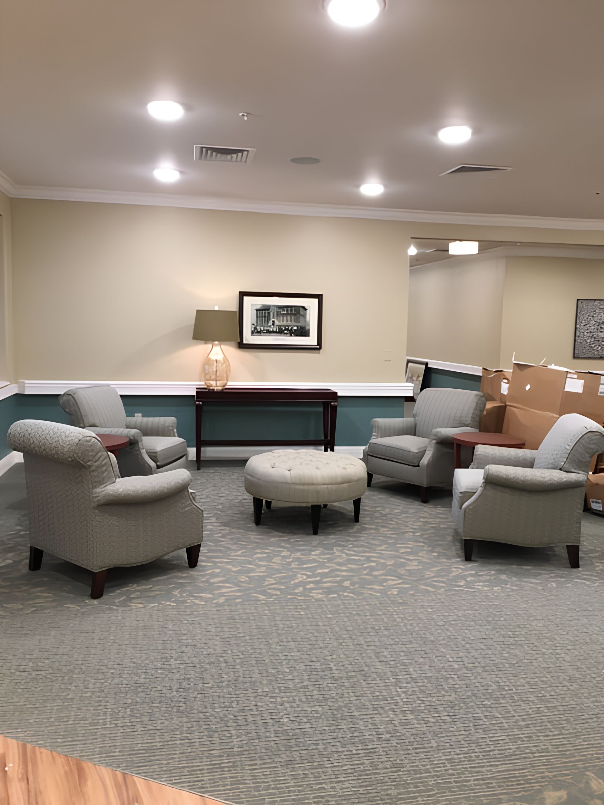 Ganzhorn Suites of Avon 4