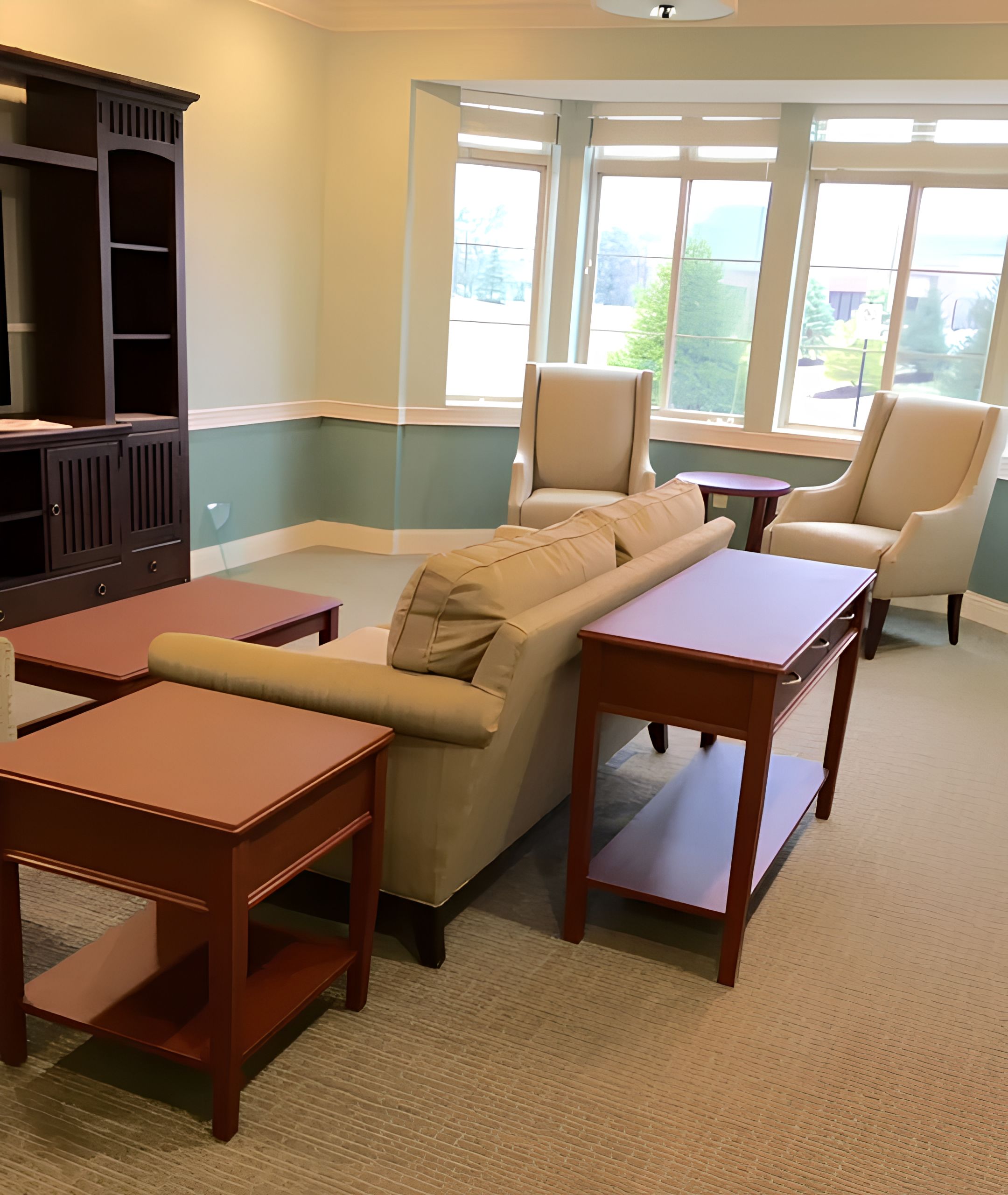 Ganzhorn Suites of Avon 3